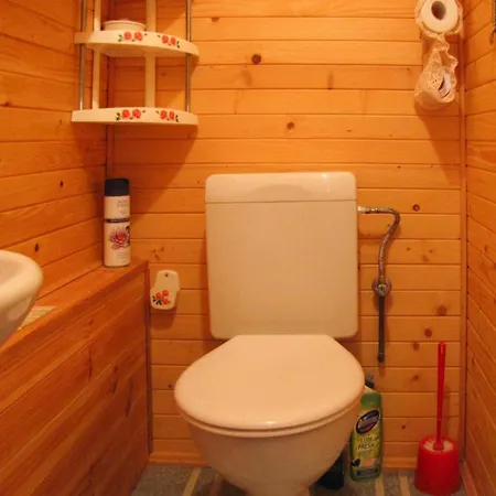 Home, Nowa Kaletka Casa de Férias